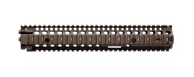 Daniel Defense M4A1 Rail Interface System (RIS) II - Handguard - 12.25in - Flat Dark Earth