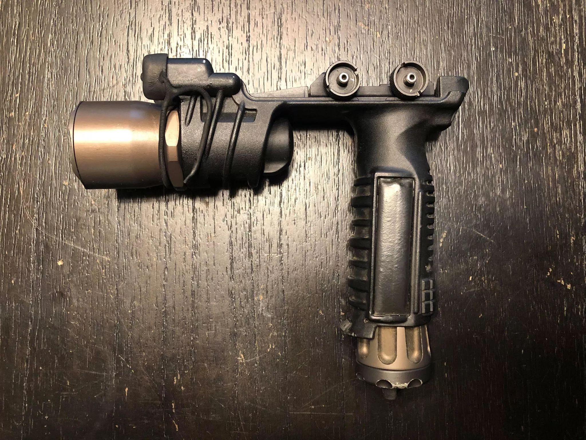 Police Trade-In Surefire M900 Weapon Light Screw-Style Mount