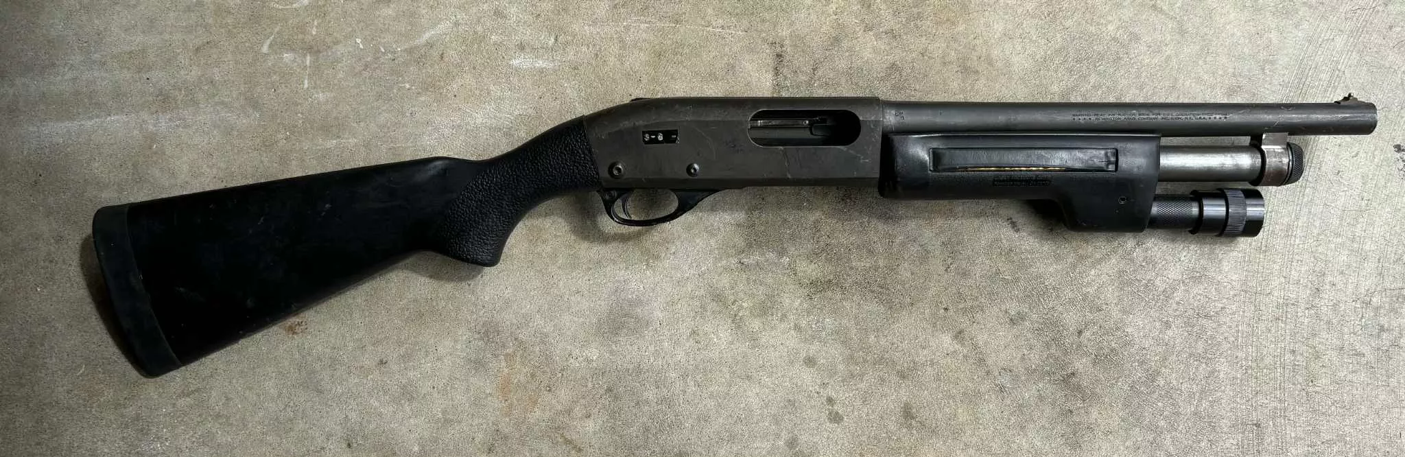 Remington 870 Police Magnum 12 gauge Short Barrel Shotgun - Surefire Light - Police Trade In