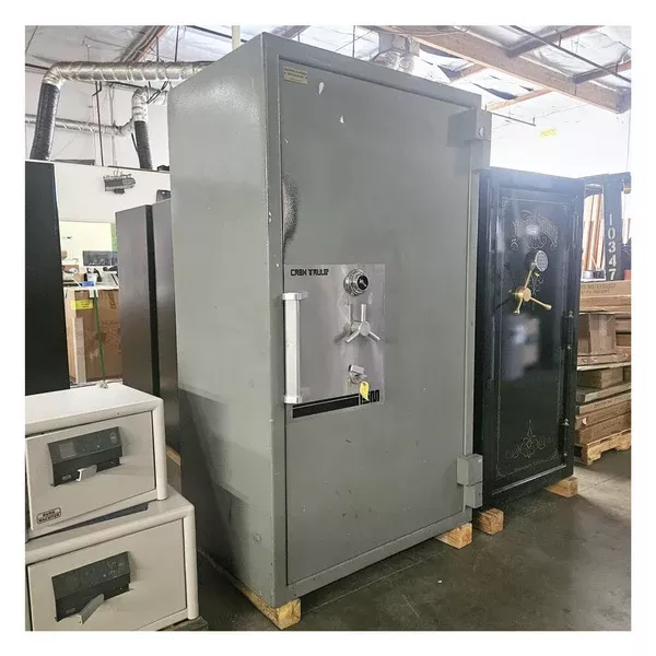 Used ISM Cash Vault CV6833 TL-30 Rated Safe